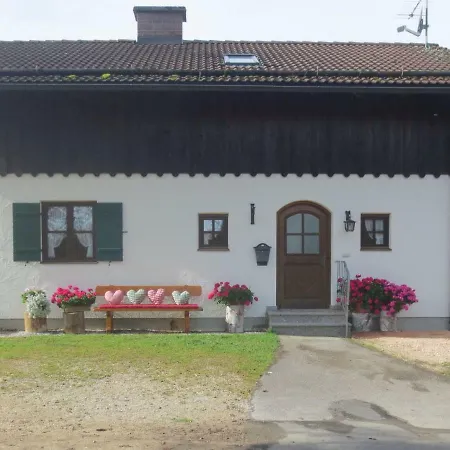 Nyaraló Ferienhaus Streibl *